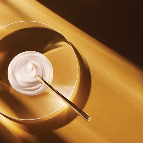 Estée Lauder RE-NUTRIV Ultimate Diamond Sculpted Transformation - Crema Moisturizer