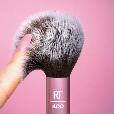 Real Techniques Ultra Plush Blush Makeup Brush