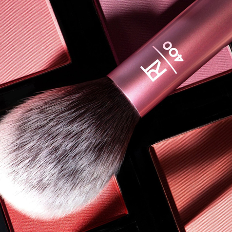 Real Techniques Ultra Plush Blush Makeup Brush
