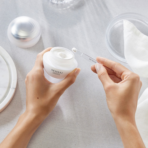 Sensai Comforting Barrier Mask