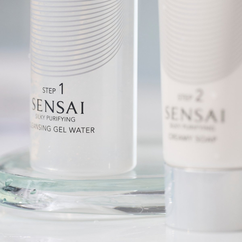 Sensai Sensai Silky Purifying CLEANSING GEL WATER - Step 1
