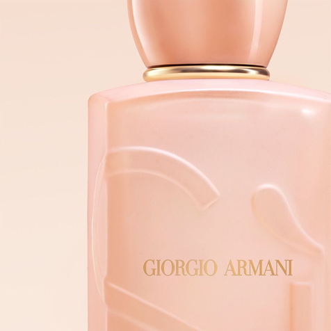 Giorgio Armani Sì Nude Bloom